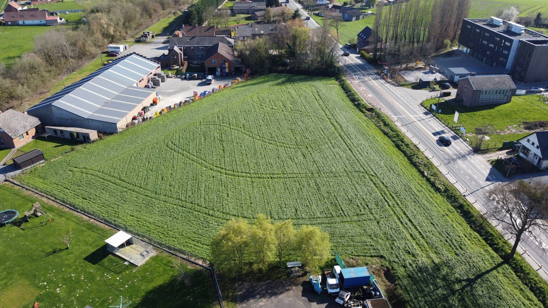 Terrein voor 20 woningen, retail winkel(s) of KMO unit(s) foto 4