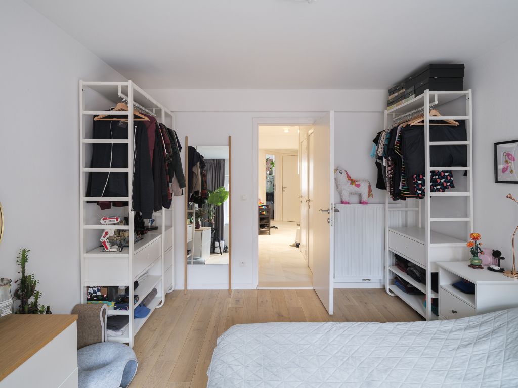 Instapklaar appartement op een toplocatie in het hart van Gent – recent gerenoveerd met twee ruime slaapkamers. foto 9