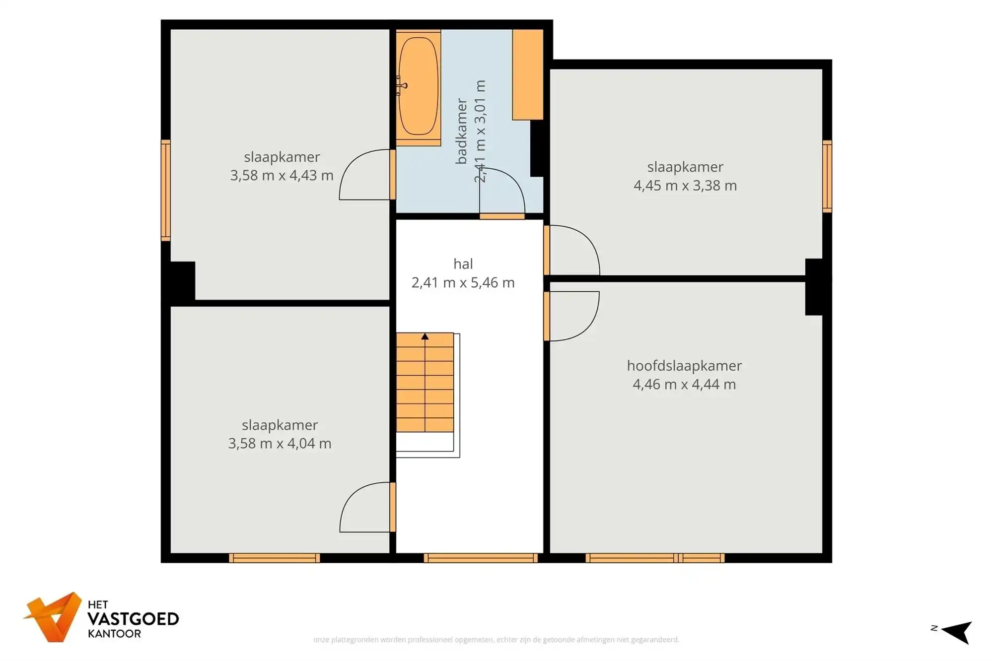 RUIME, STATIGE WONING OP GROENE LIGGING MET RUIM PERCEEL foto 28