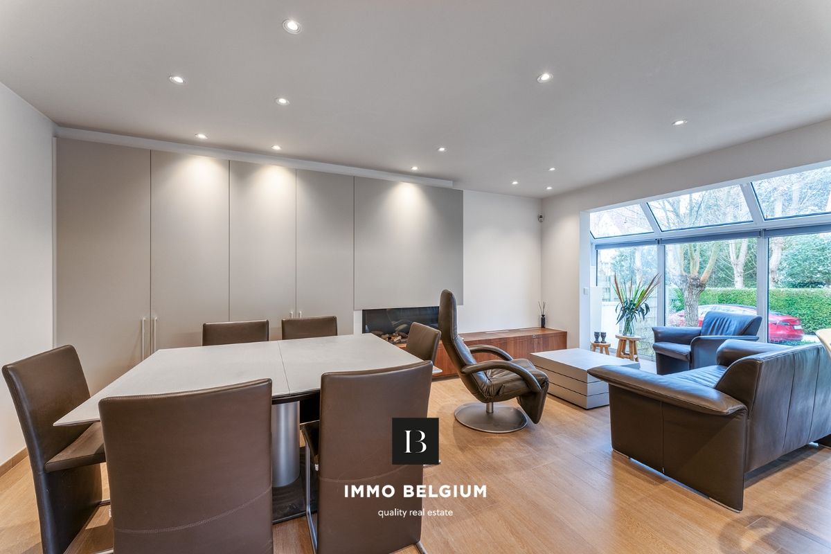 Prachtig gerenoveerde woning op 700m van het strand foto 6