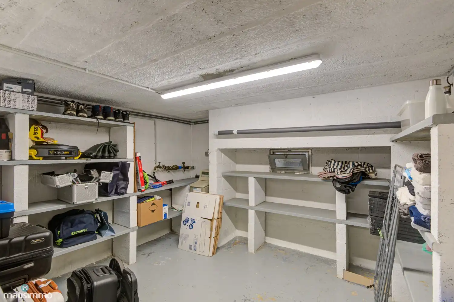 VOLLEDIG GERENOVEERDE EN ENERGIEZUINIGE WONING MET DUBBELE GARAGE EN OPSLAGRUIMTE IN HERDEREN foto 30