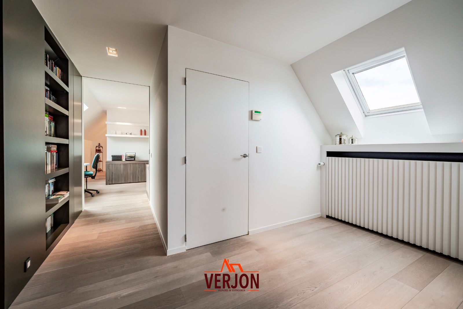 Kijkdag 11/10/2025 tussen 11 en 12 uur! Exclusieve woning met hangaar en luxueuze leefruimtes foto 29