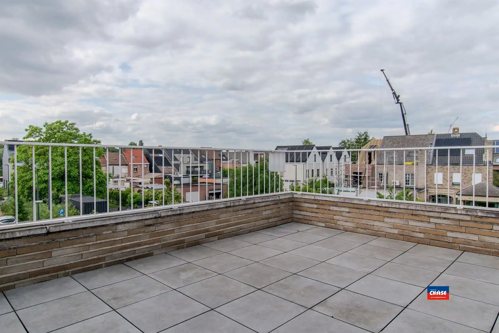 Assistentiewoning met ruim terras en autostaanplaats foto 6