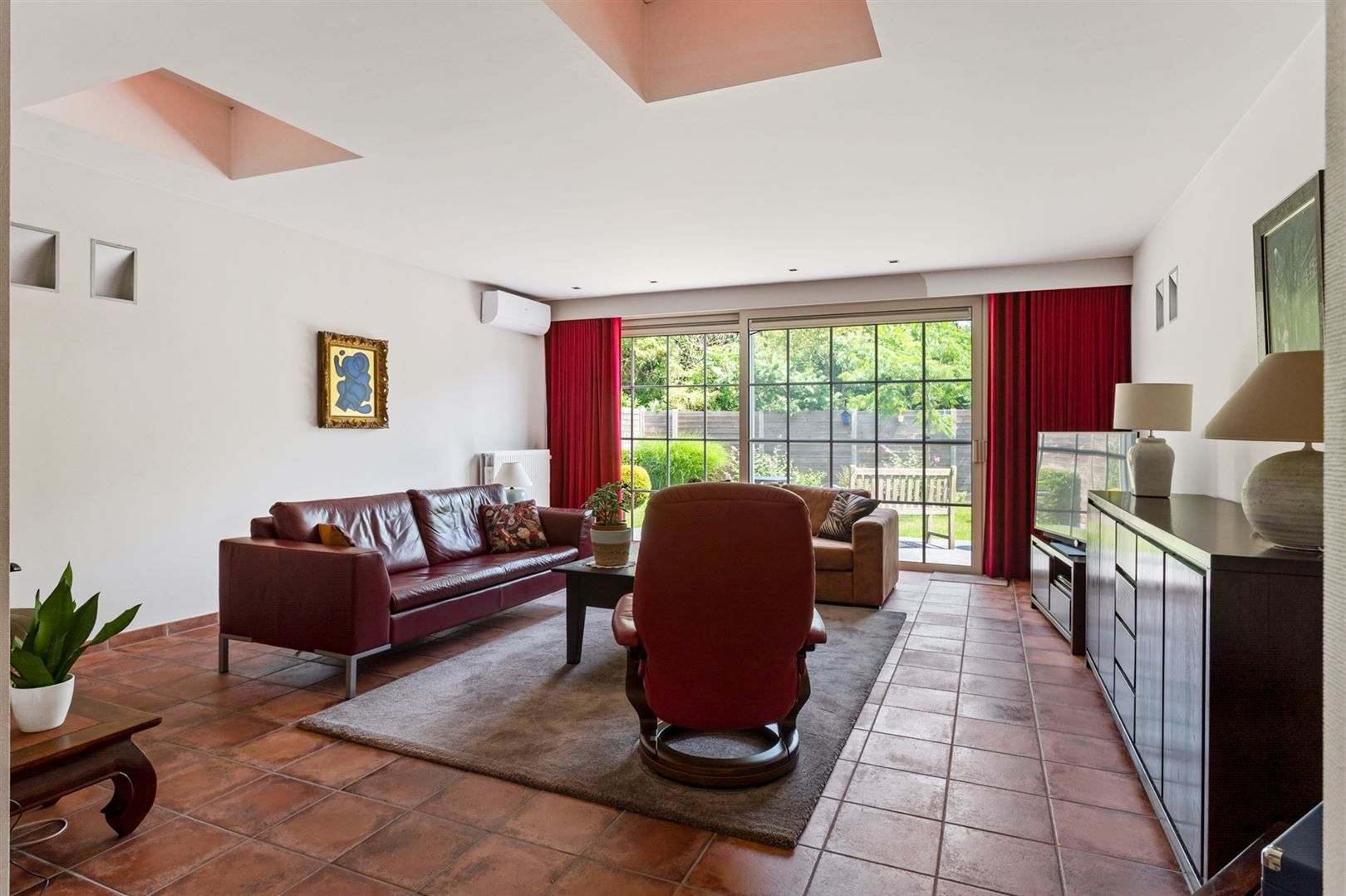 Perfect onderhouden halfopen woning met zonnige tuin. foto 4