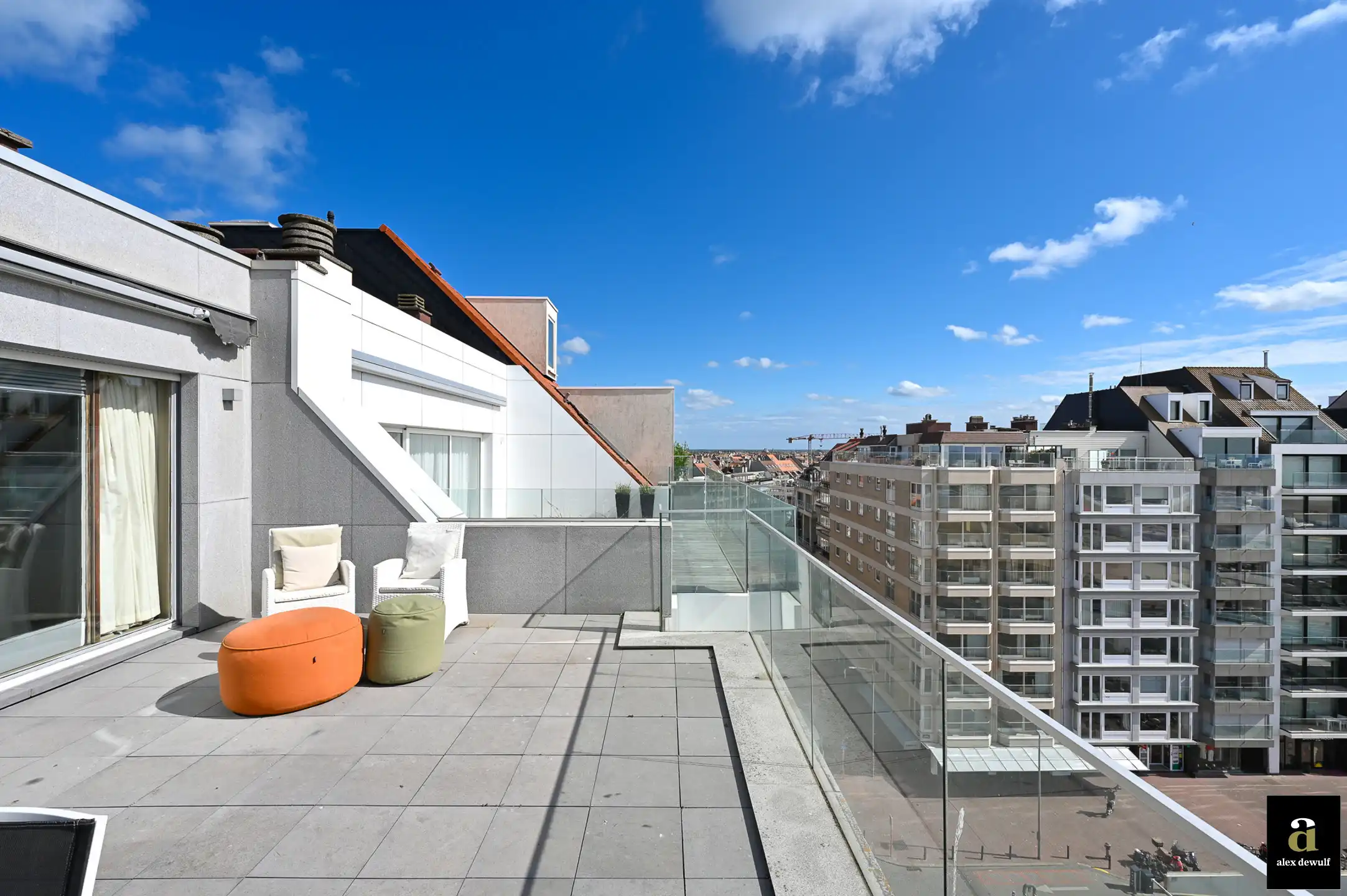 Uitzonderlijk penthouse met frontaal zeezicht, gelegen aan de zonnige zijde van het Rubensplein. foto 19