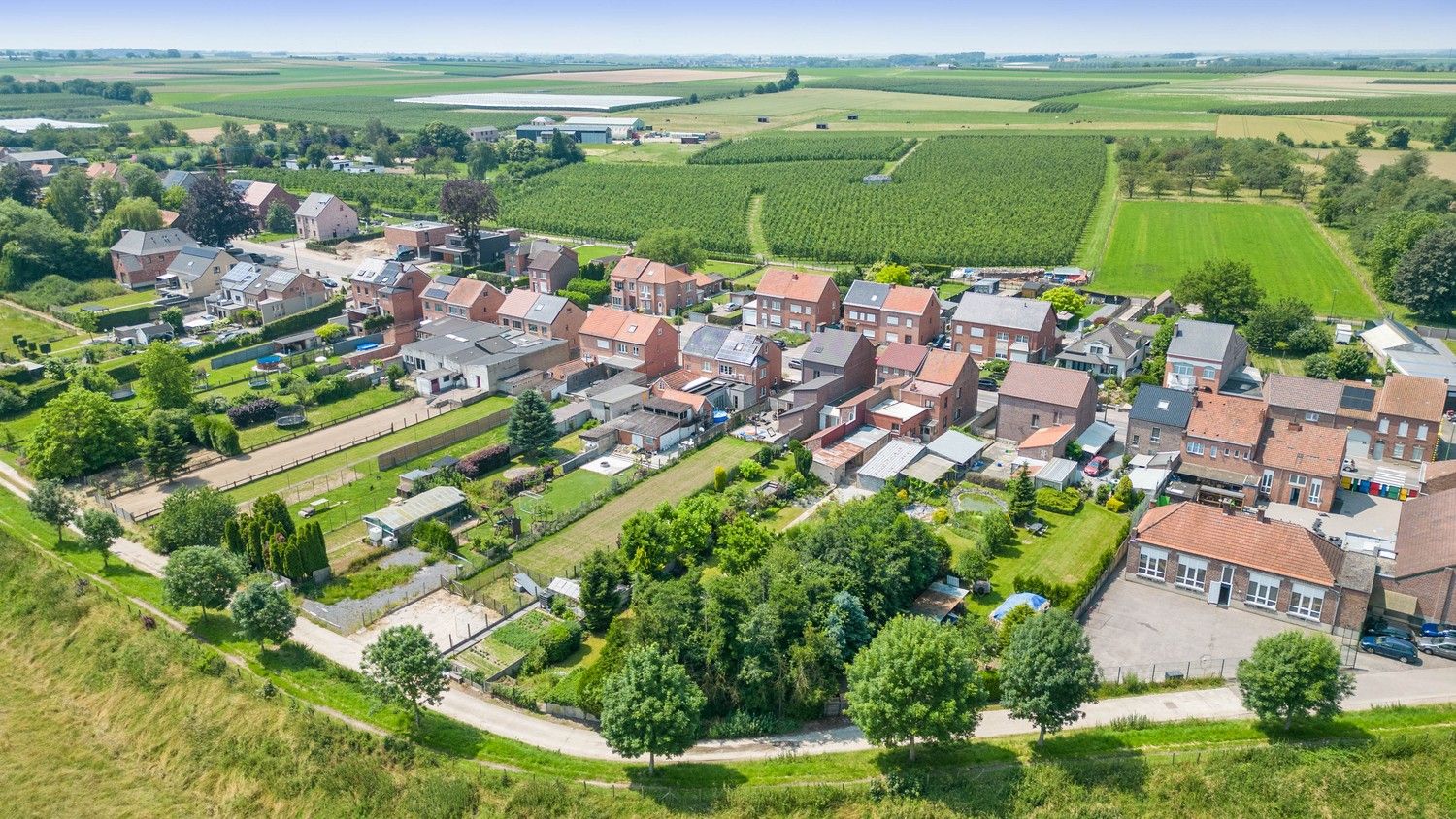 Ruime woning (HO) met 2 grote slaapkamers, garage en tuin foto 24