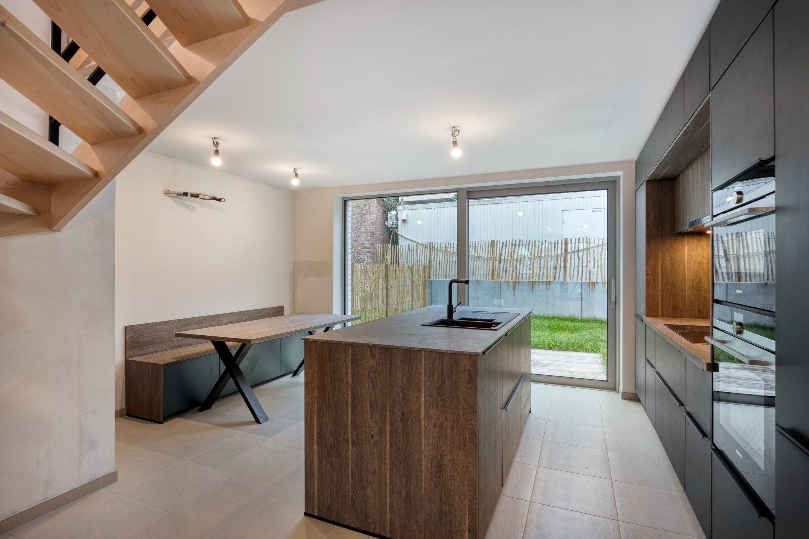 Verkoop onder registratierechten! Nieuwbouwwoning met 3 slaapkamers, 3 badkamers, tuin, terras en autostaanplaats in Tienen – EPC 27 kWh/m² - bewoonbare opp. 17 foto 8