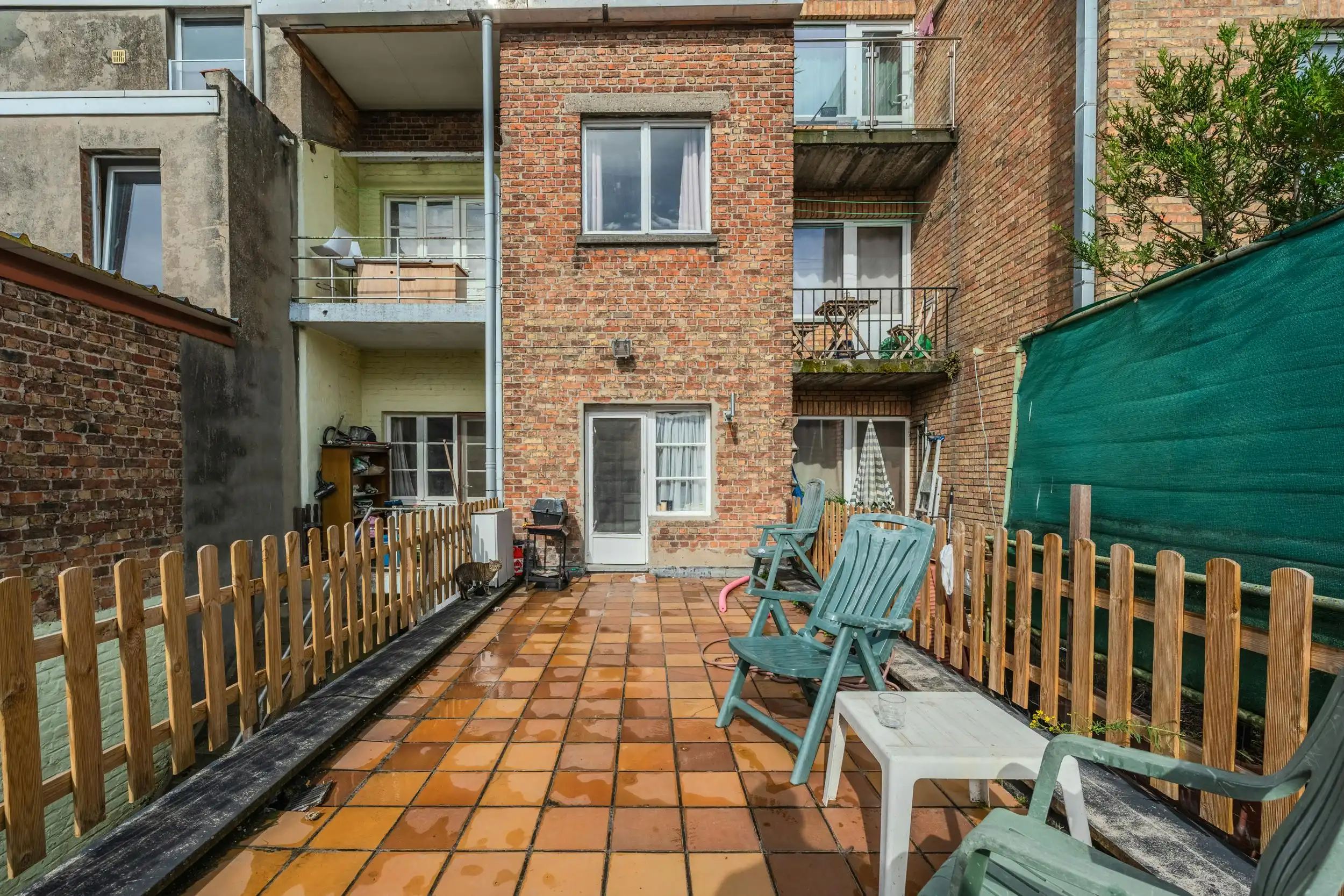 Ruime woning met garage en opslagruimtes te Oostende foto 8