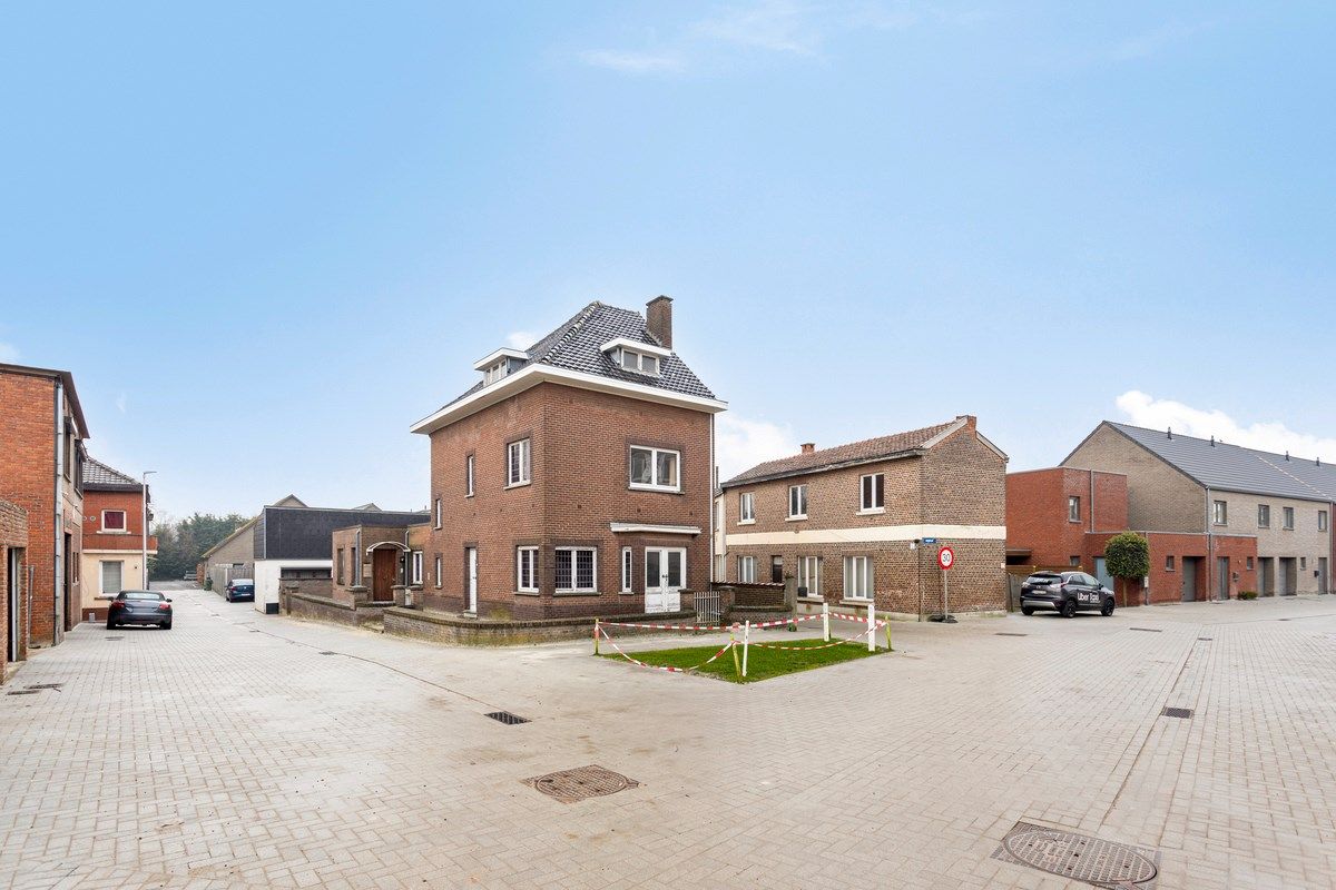 Grote woning in Tongeren centrum met ruimte voor burelen of praktijk foto 2