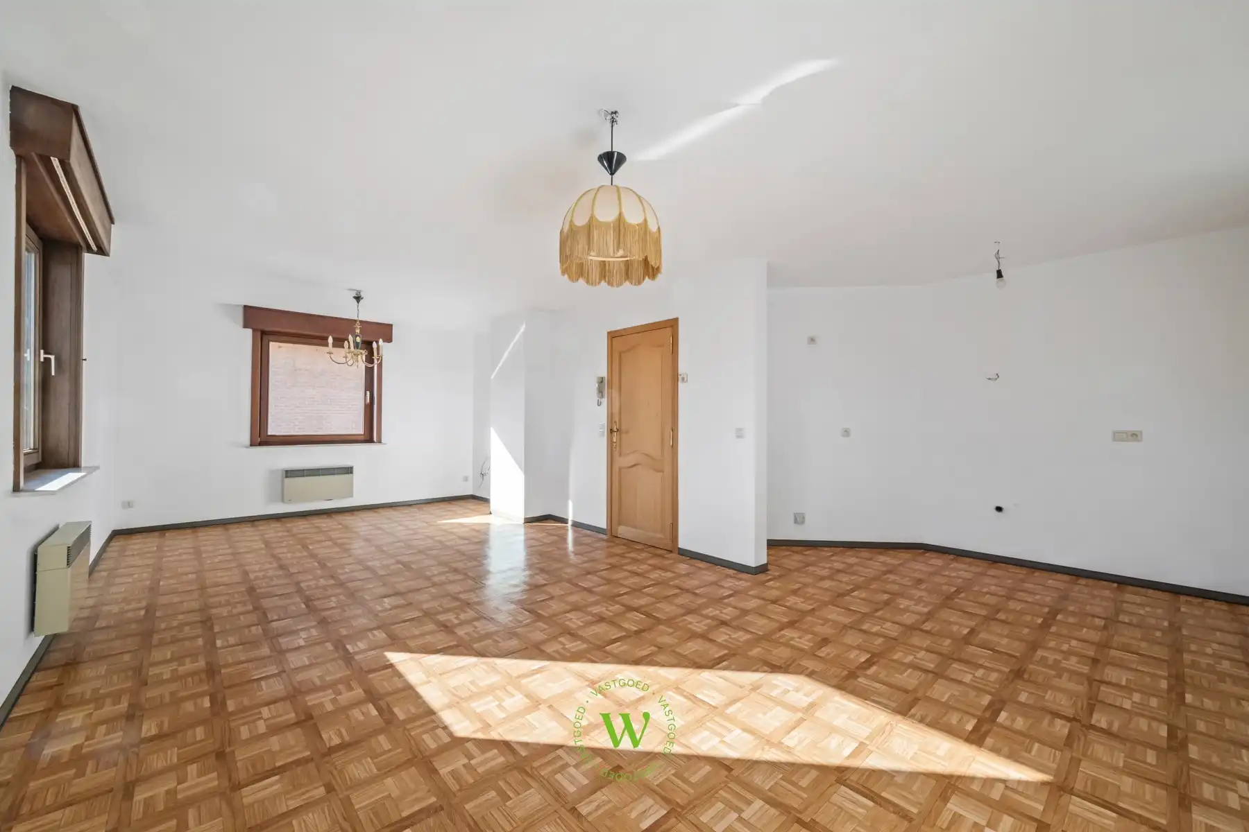 Ruime woning met kangoeroemogelijkheid in Sint-Michiels foto 17