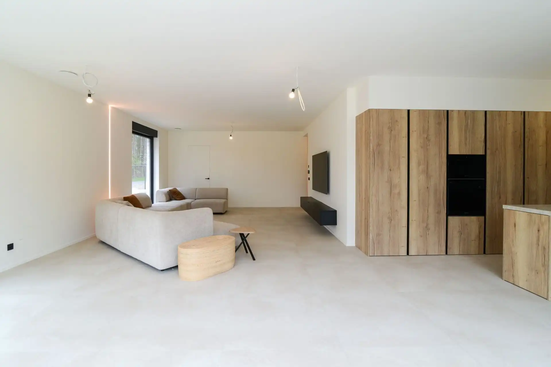 Stijlvolle en instapklare vrijstaande woning op een doodlopende straat  foto 9