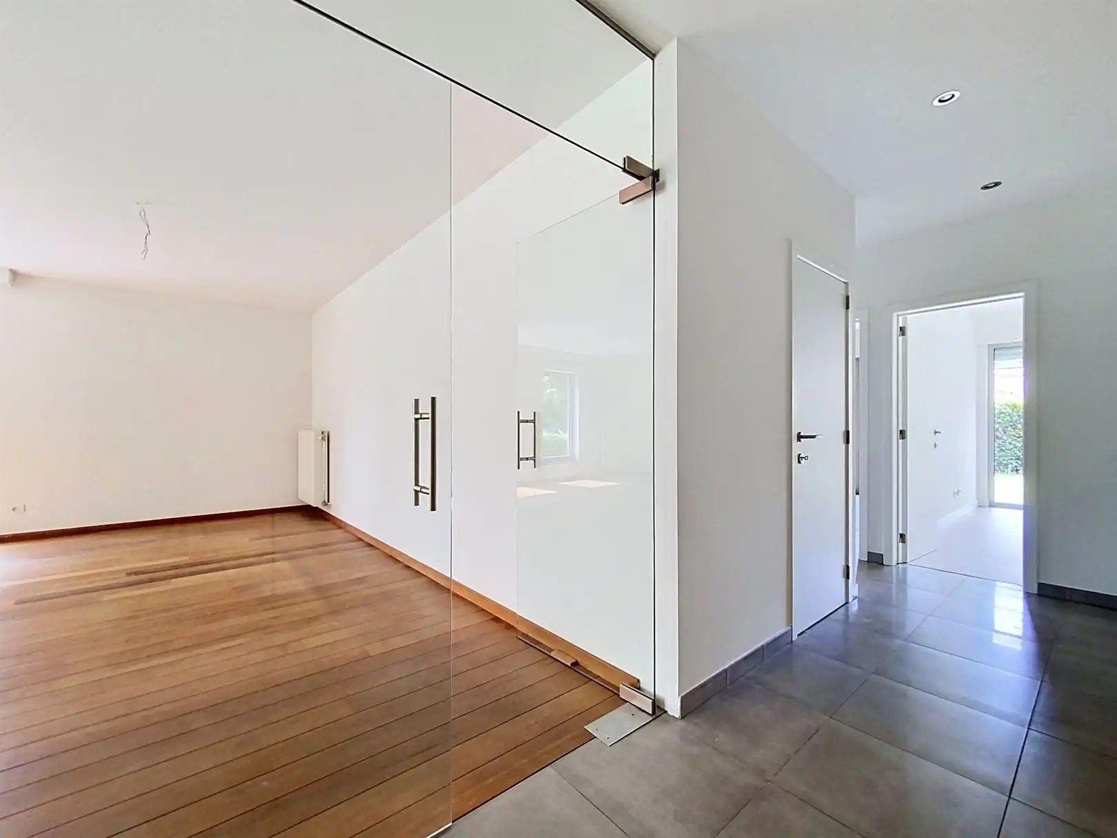 Gelijkvloersappartement met gezellige tuin en P foto 6