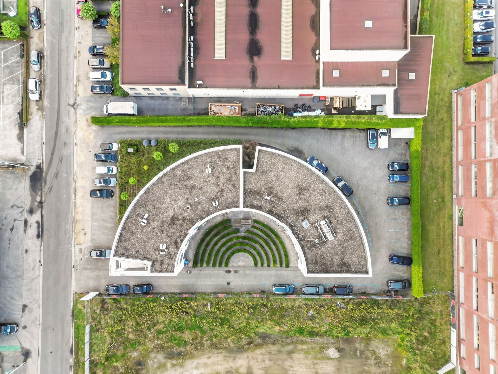 Instapklaar kantorencomplex op toplocatie ten zuiden van Gent foto 36