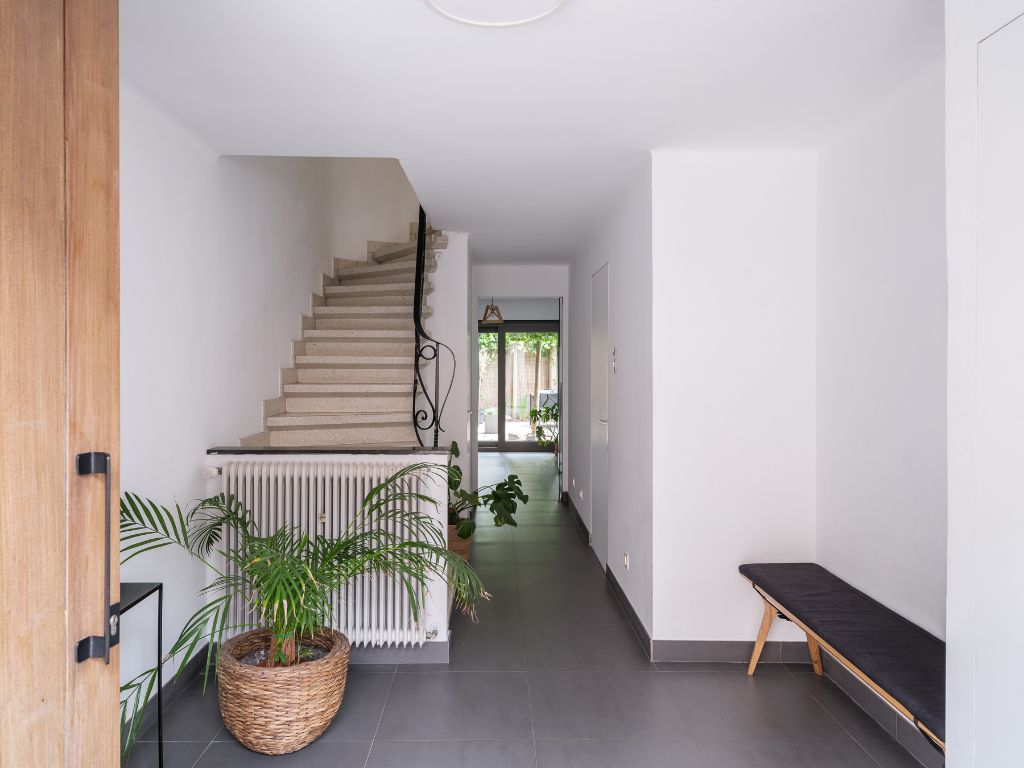 Stijlvolle woning op fietsafstand van het Gentse centrum, gelegen in een rustige en residentiële straat nabij Park Biest en het Potuitpark. foto 10
