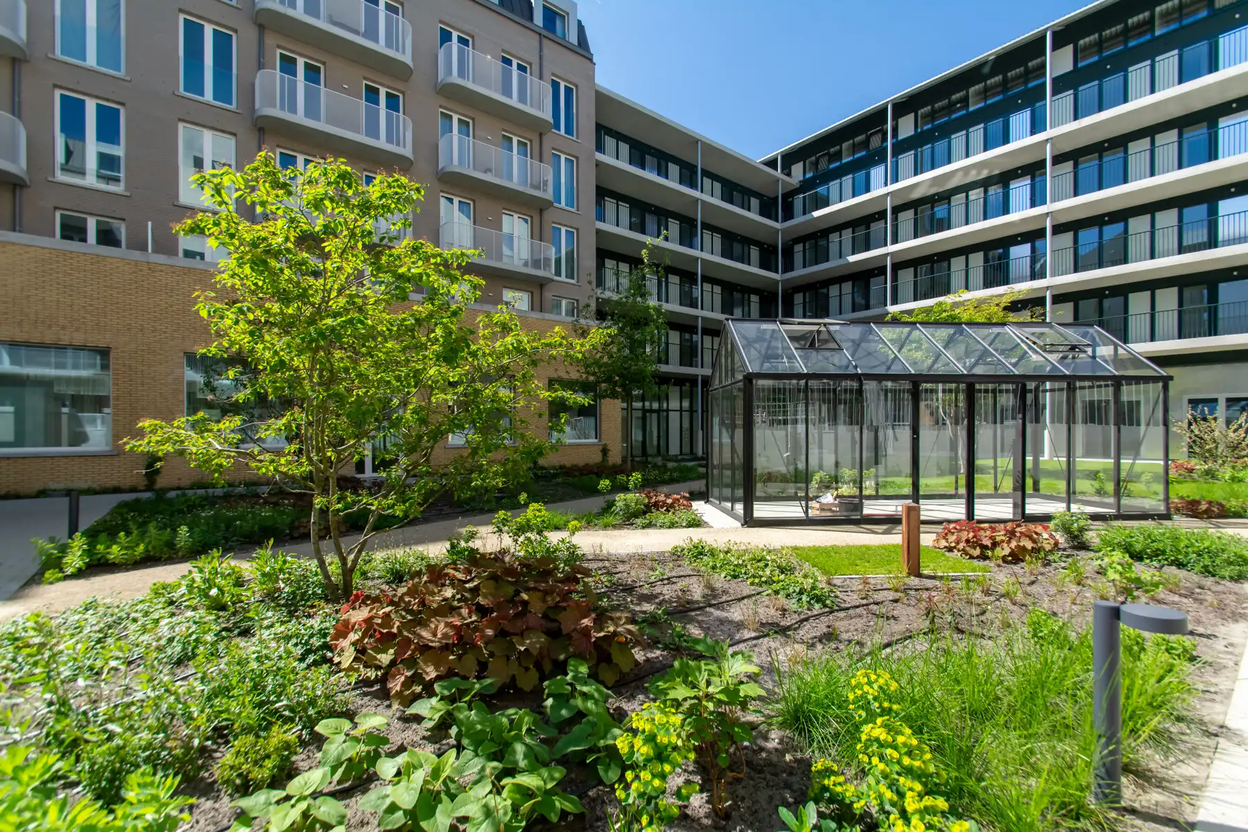Prachtig Modern nieuwbouwappartement met 2slpk. en balcon foto 11