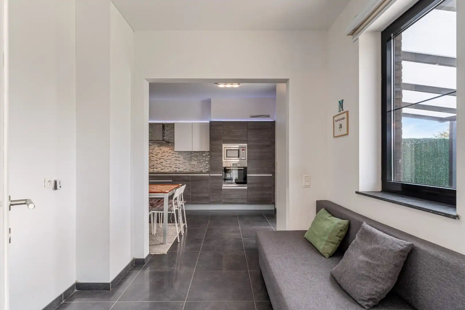 Verzorgde woning met hedendaags energiecomfort, terras, tuin en garage, ideaal voor jong gezin! foto 23