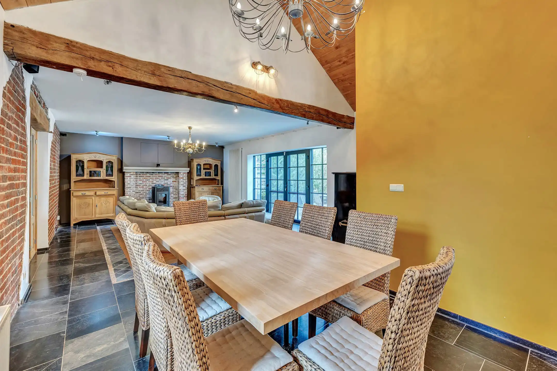 Unieke landelijke woning met zwembad te huur foto 8