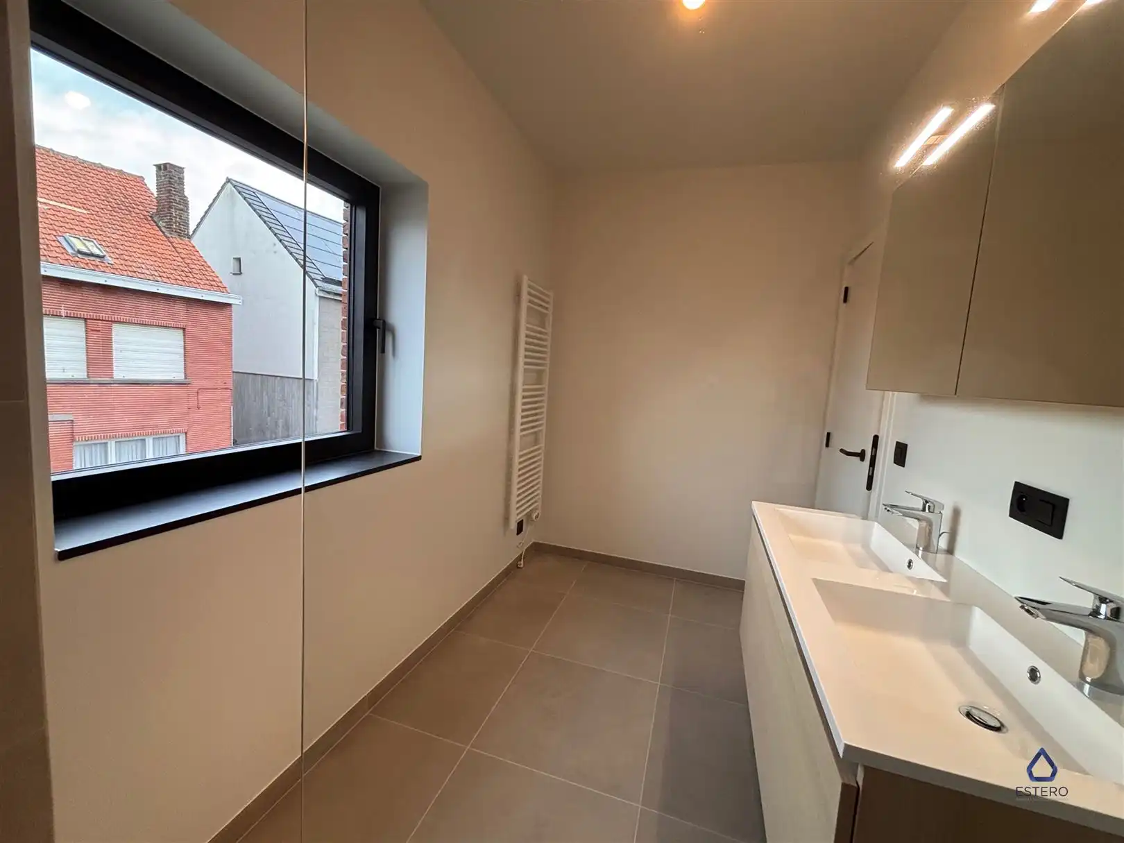 Stijlvol wonen in een energiezuinige nieuwbouwwoning foto 28