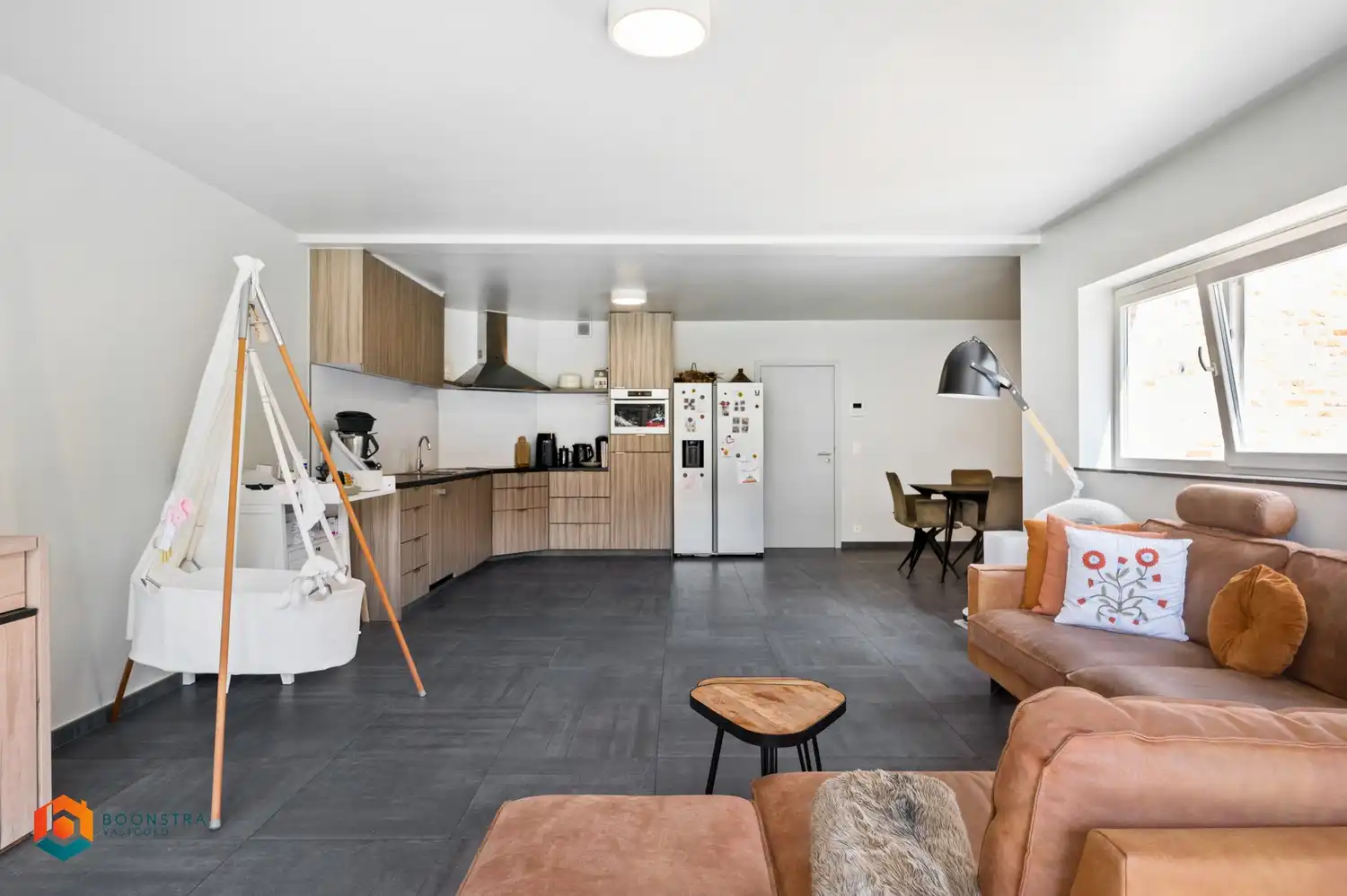 Energiezuinige woning op perceel van 527 m² met 4 slpks en bureau foto 4