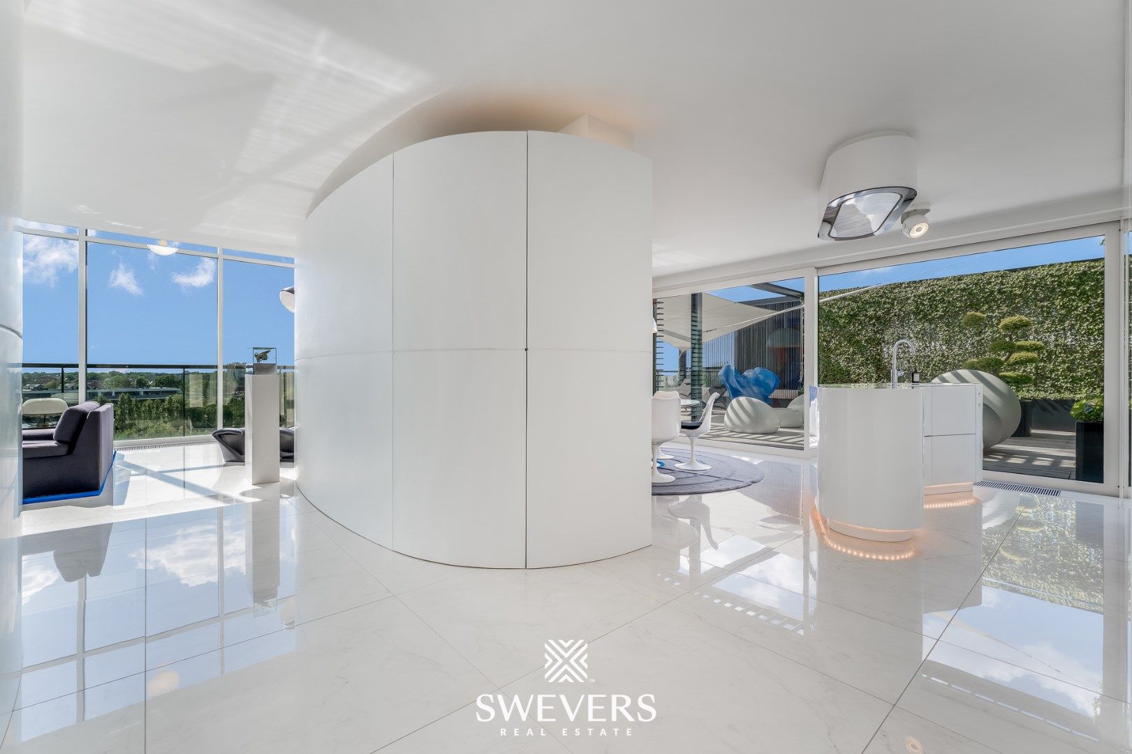 Exclusief penthouse ( 197 m2) met ruim terras ( 187 m2 ) en zwembad in residentie Zuidzicht te Hasselt foto 6