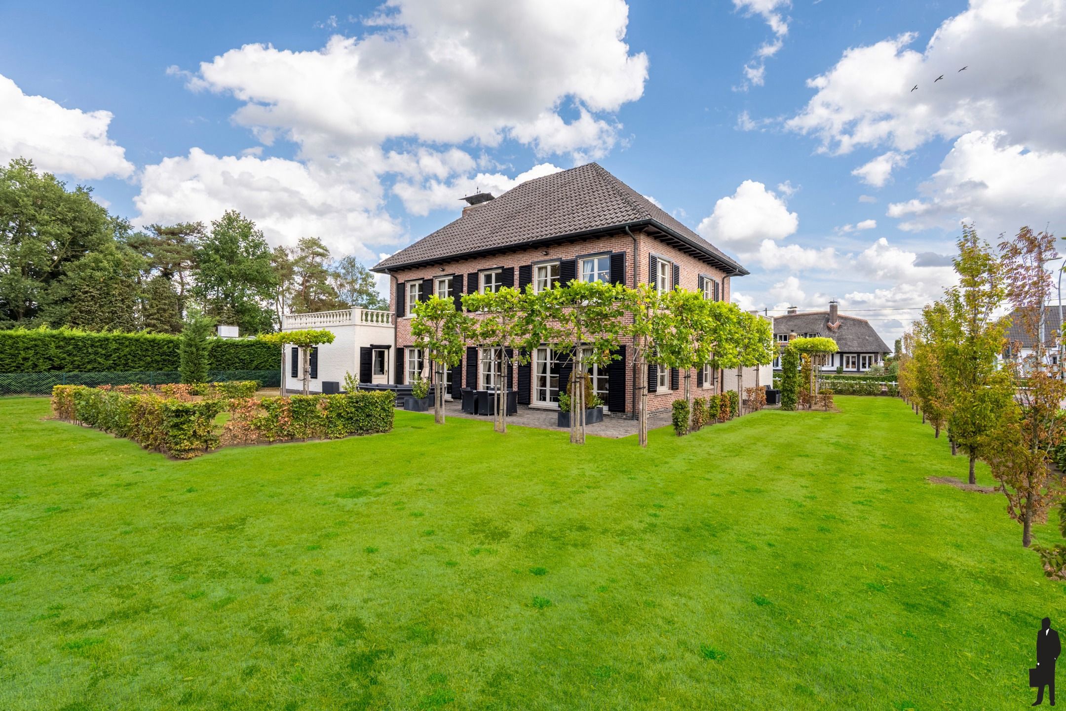 Riante villa met 3 tot 4 slpks. en westtuin op 1.353m² foto 19