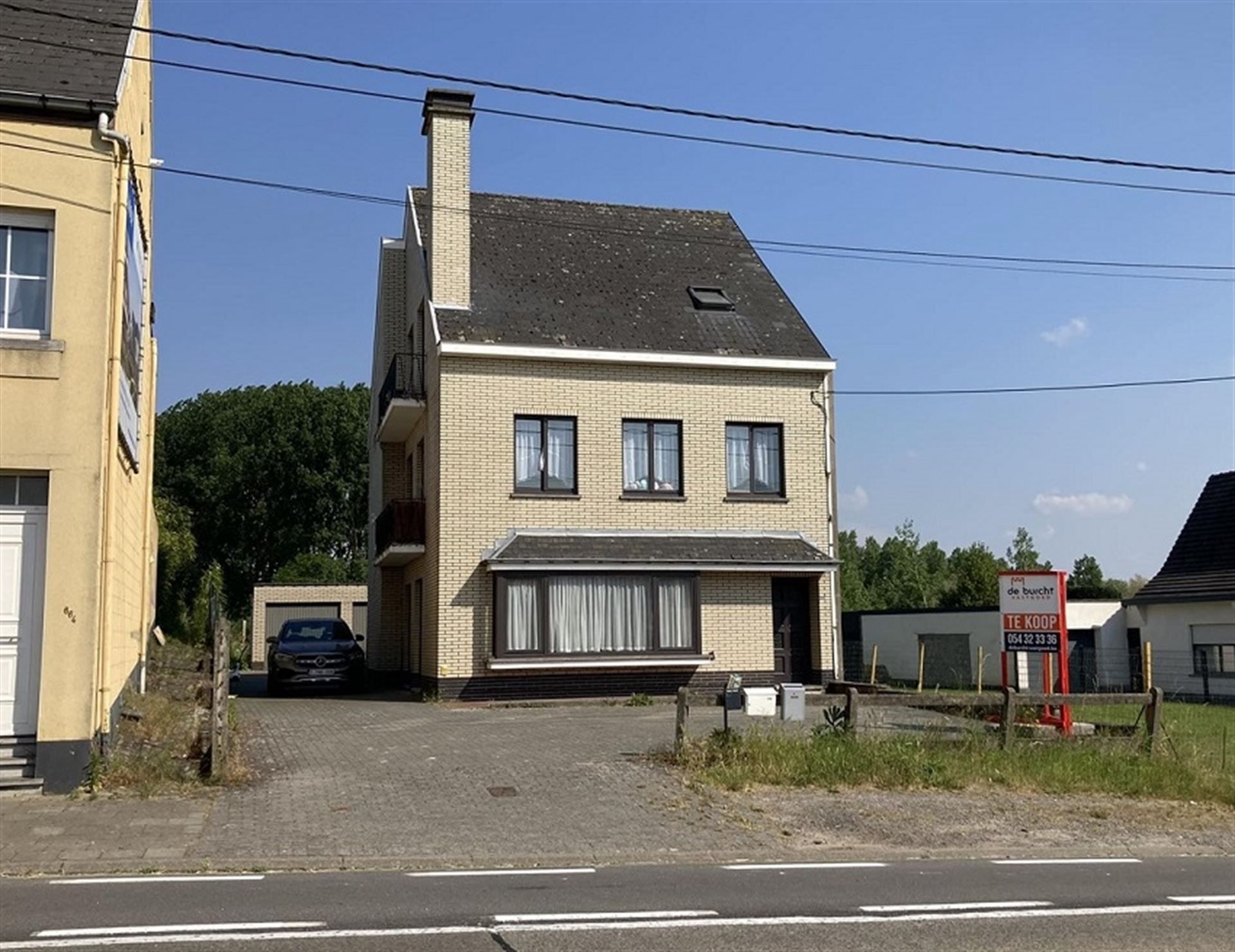 Gebouw te koop Steenweg 666 - 9470 DENDERLEEUW