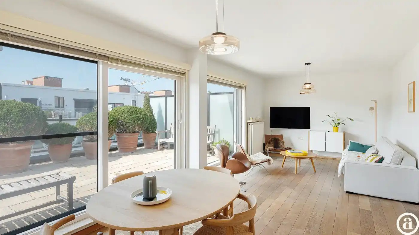 Penthouse appartement met grote zonneterrassen nabij strand  foto 3