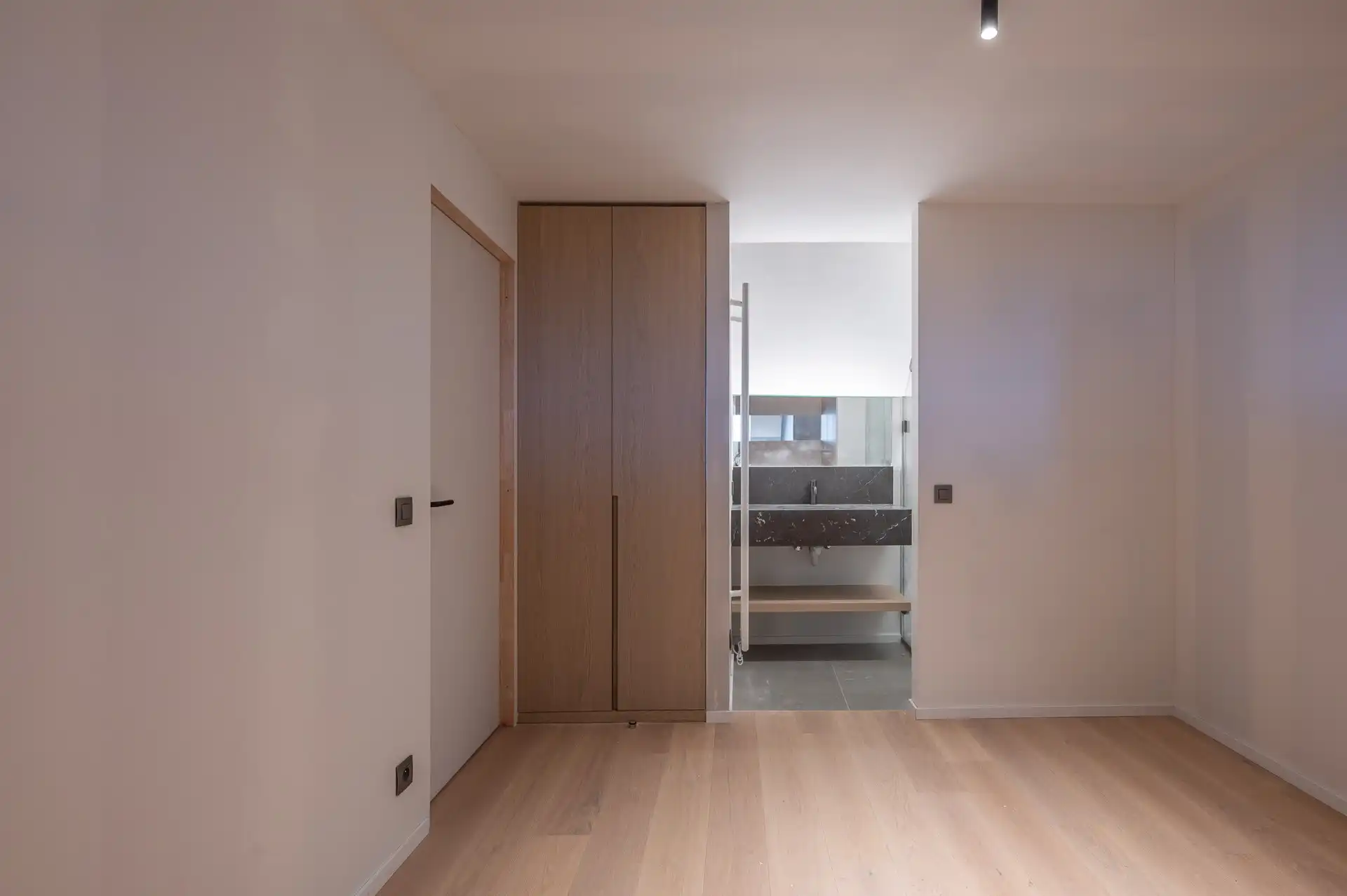 Exclusieve hoekduplex van 427 m² met frontaal zeezicht foto 25