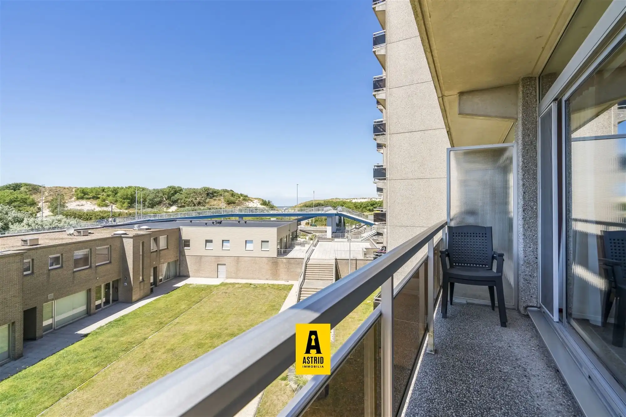 Ruim en zonnig appartement aan zee! foto 11