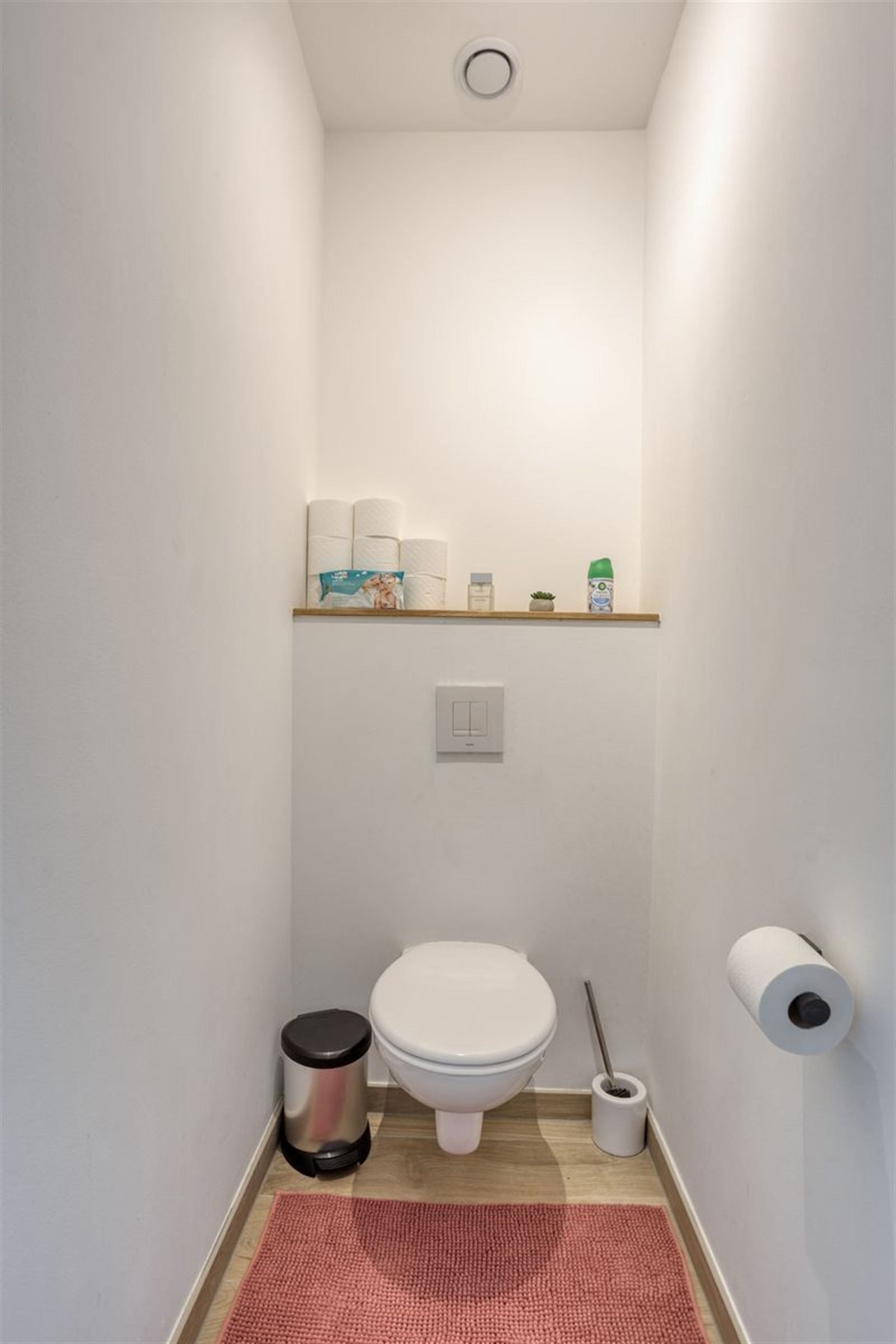 Gelijkvloers appartement met 2 slaapkamers en tuin  foto 8
