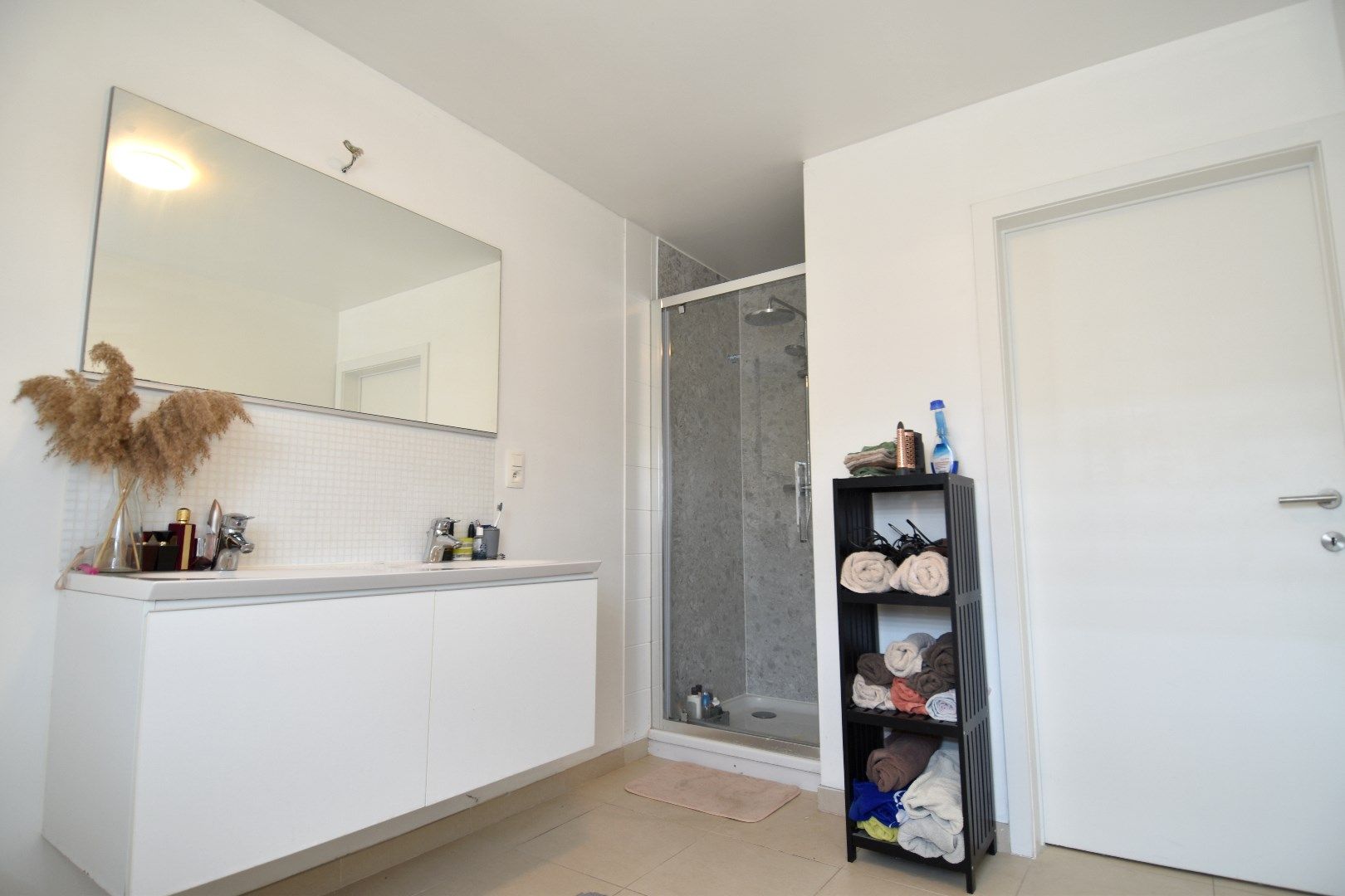 Rustig gelegen gezinswoning met 3 slaapkamers, garage en zonnige tuin te Heule foto 7