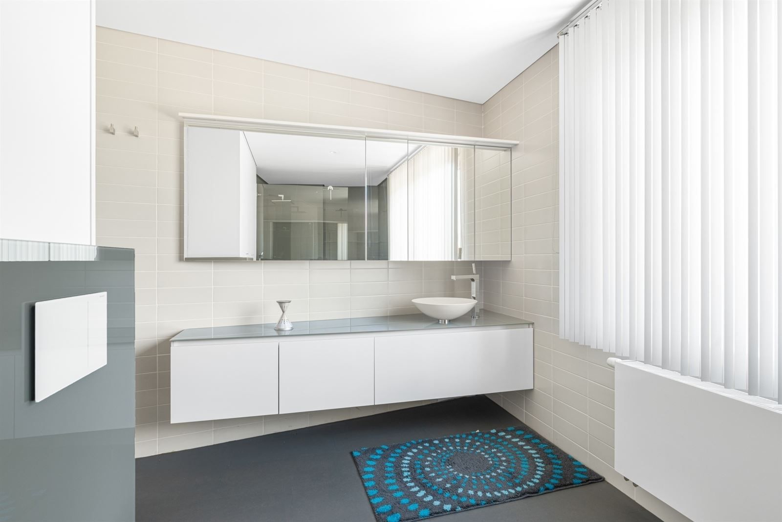 Instapklare woning met handelsruimte te Brakel! foto 13