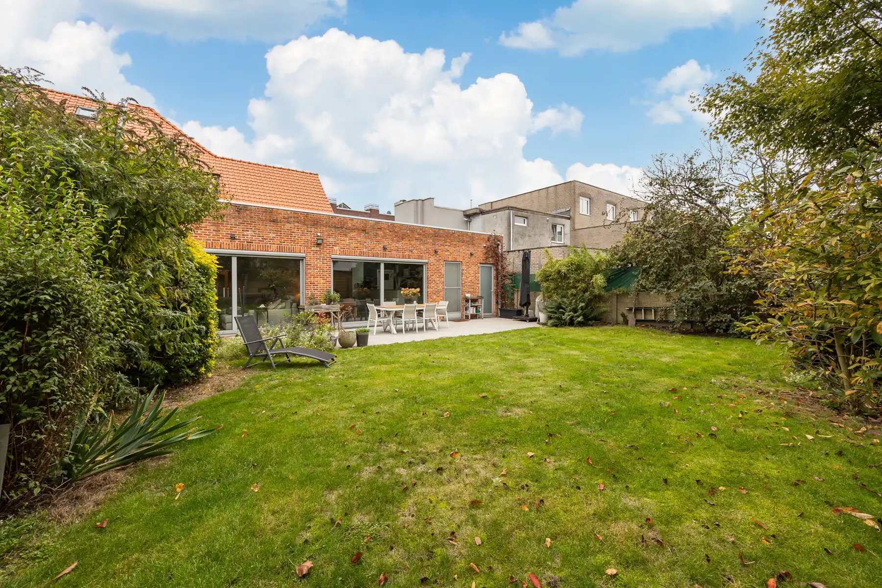 Unieke woning met uitzonderlijke breedte, 3 slpk en ZW tuin foto 23
