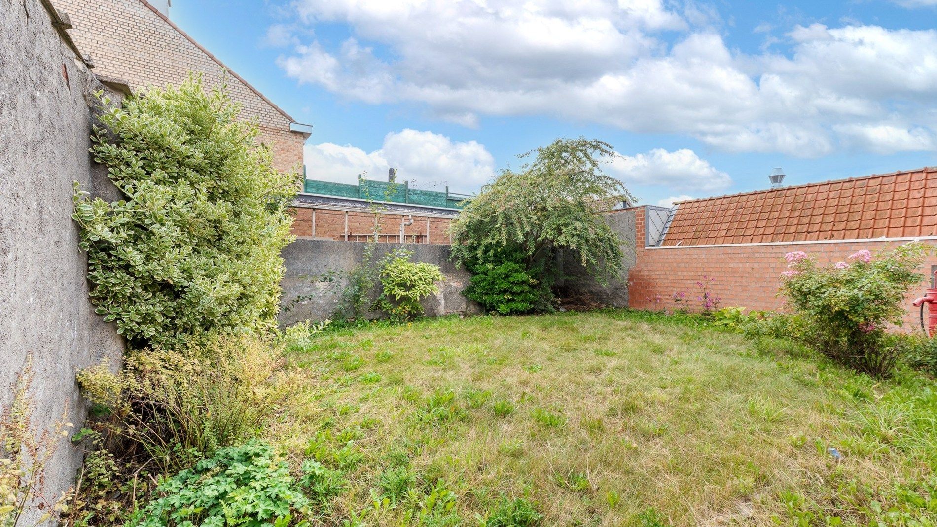 Breed woonhuis met diepe garage te Westkapelle foto 17