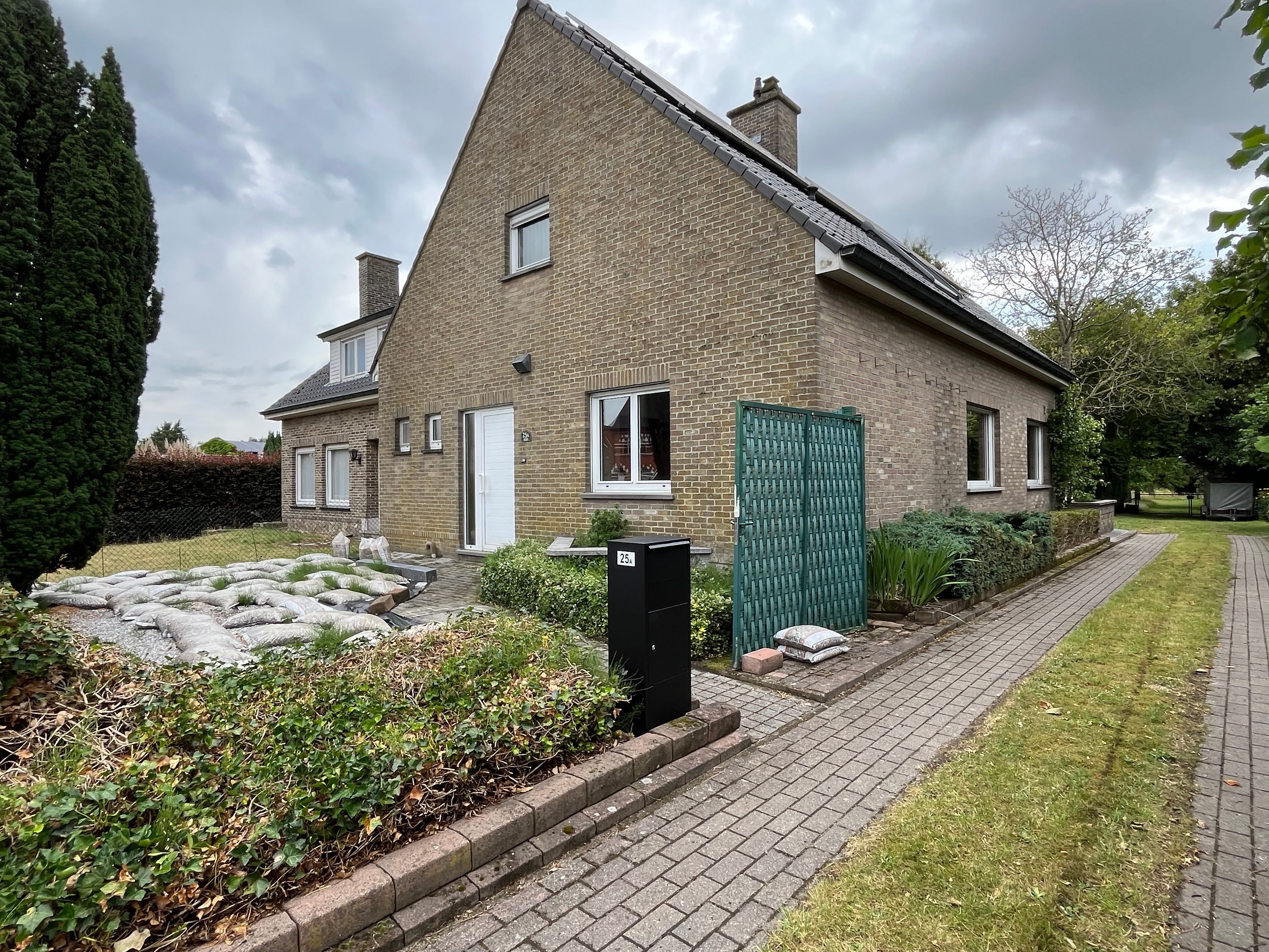 Ruime, lichtrijke woning foto 6