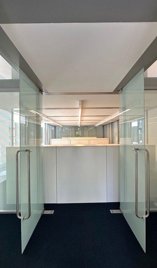 Ingedeeld kantoor te huur in standalone kantoorgebouw in Deurle foto 13