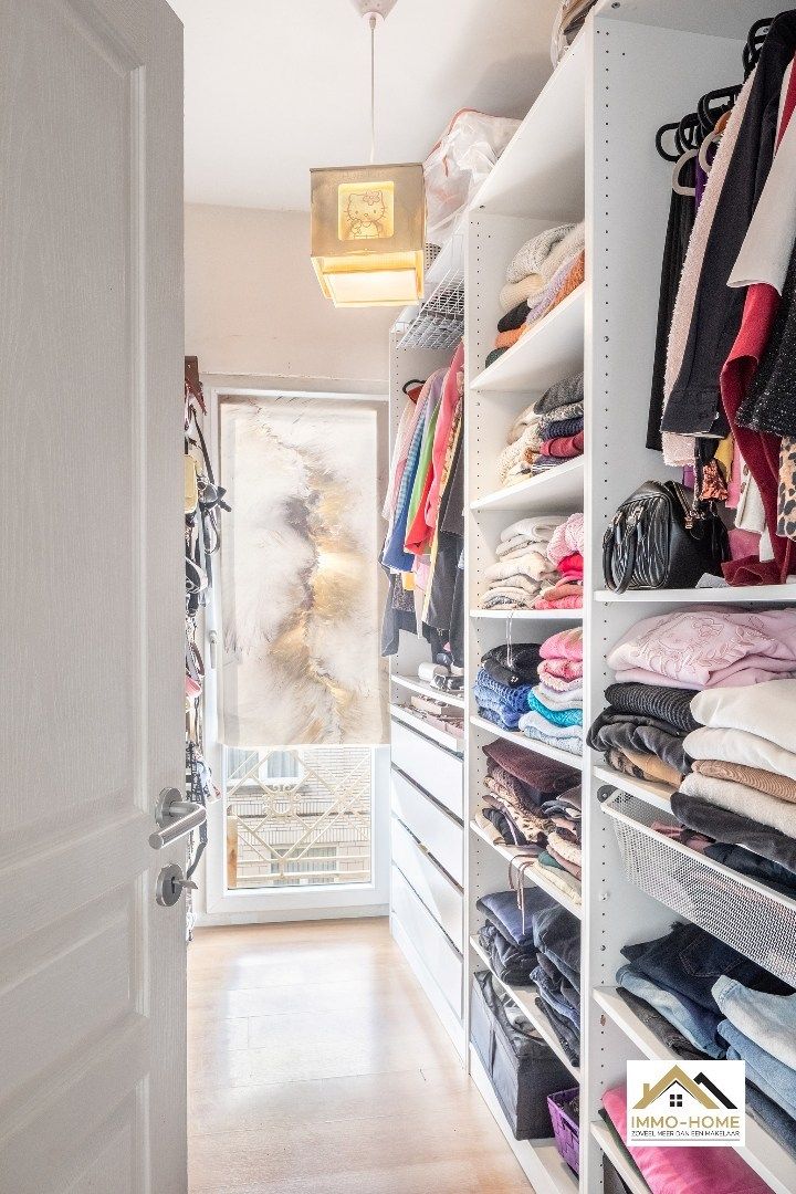 Ruime rijwoning nabij centrum Gent!  foto 17