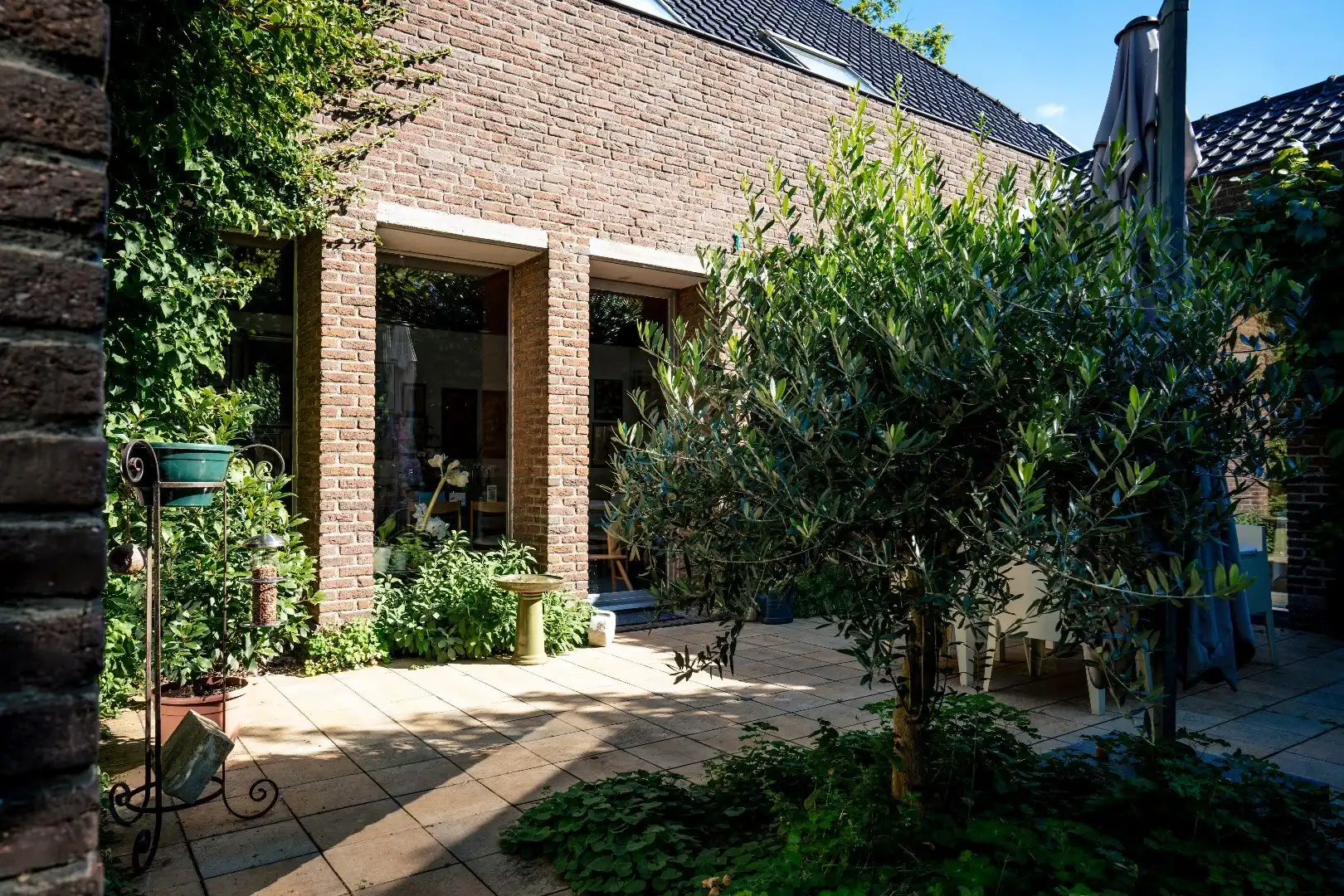 Unieke woning met 5 slaapkamers residentieel gelegen te Eeklo foto 6