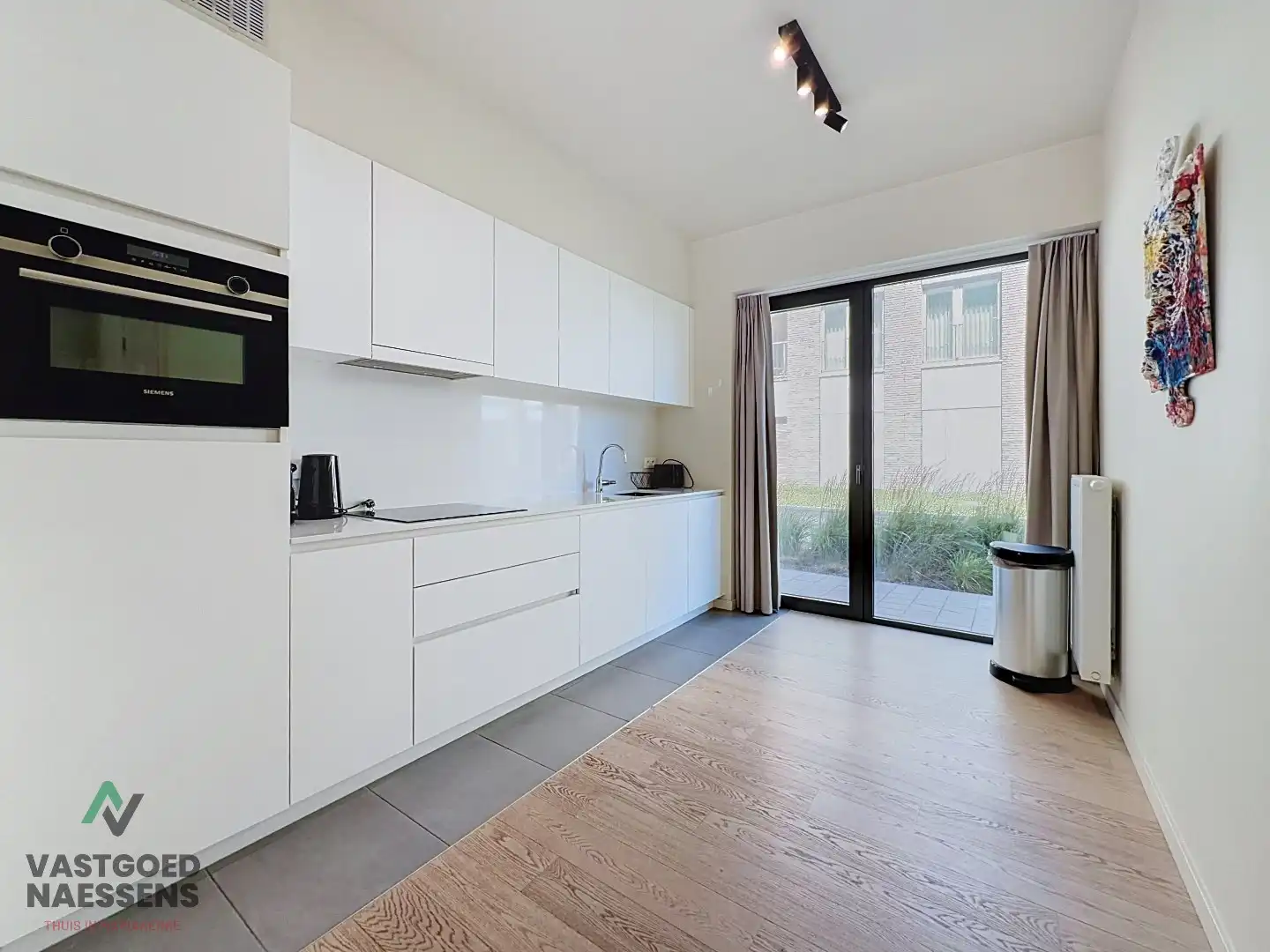 SCHITTEREND DUPLEX-APPARTEMENT – 3 SLPK – 2 BADKAMERS – ZONNIG TERRAS foto 4
