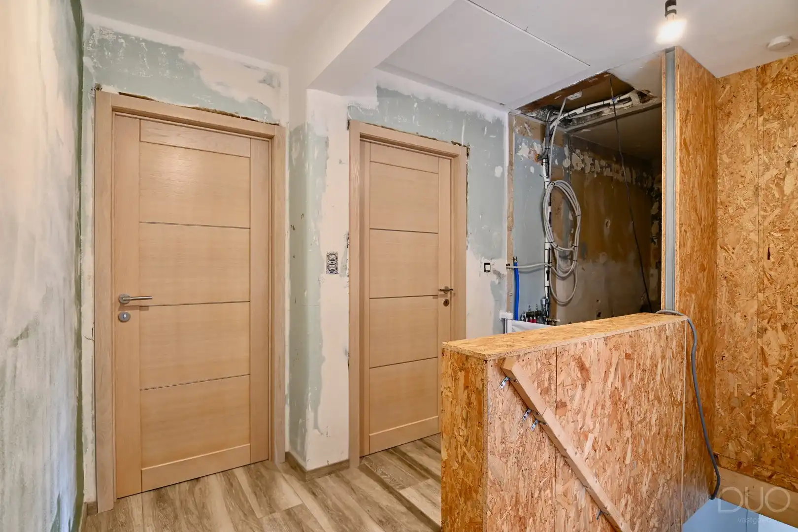Kwalitatief gerenoveerde gezinswoning met 4 slaapkamers in centrum Nieuwerkerken foto 22