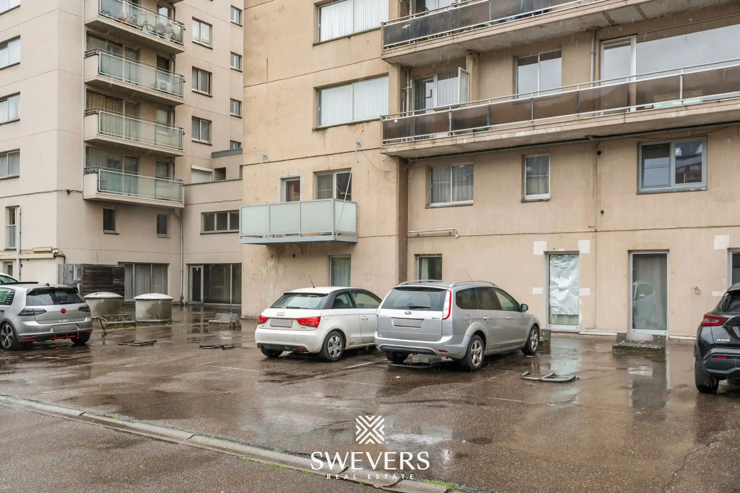 Modern en instapklaar appartement in hartje Genk met uitstekende investeringsopportuniteit foto 19