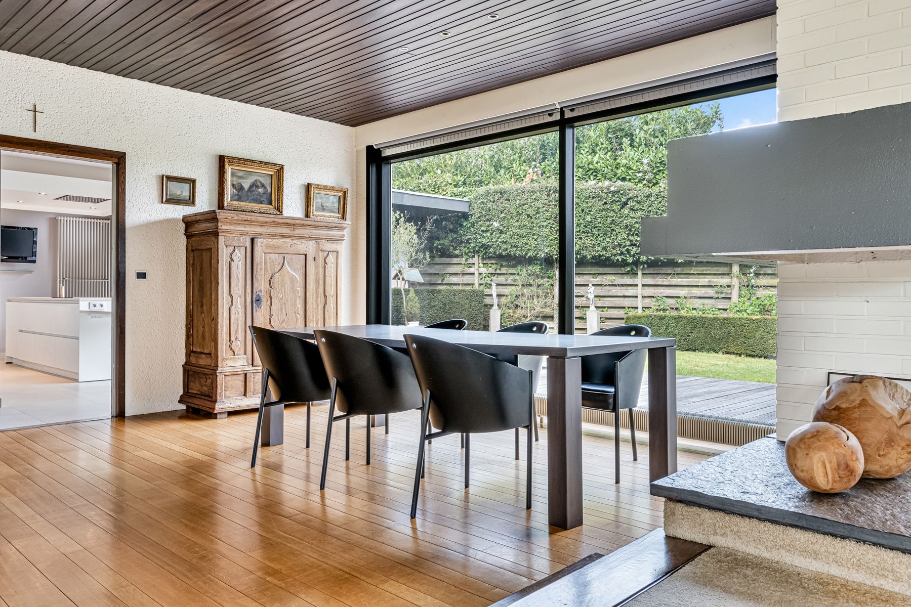 Unieke architecturale bungalow met 4 slpk  foto 9