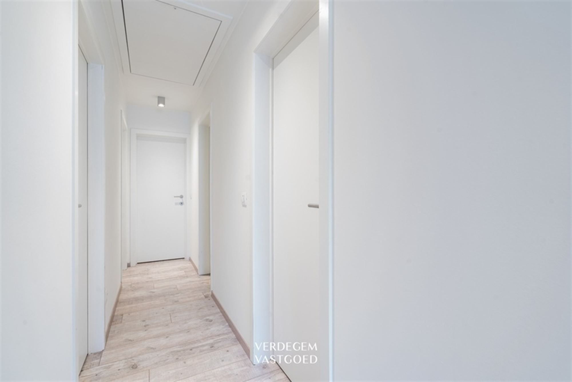 Mooie familiewoning met 4 slaapkamers en zuid tuin foto 7