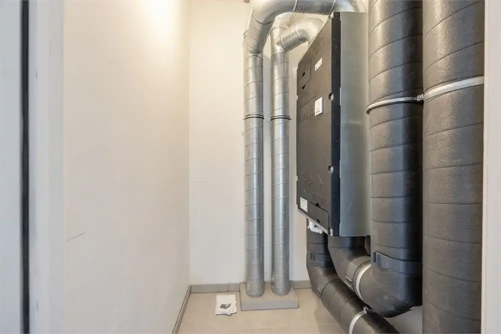 Ruimte, licht en een eigen stukje groen in hartje Heers foto 24