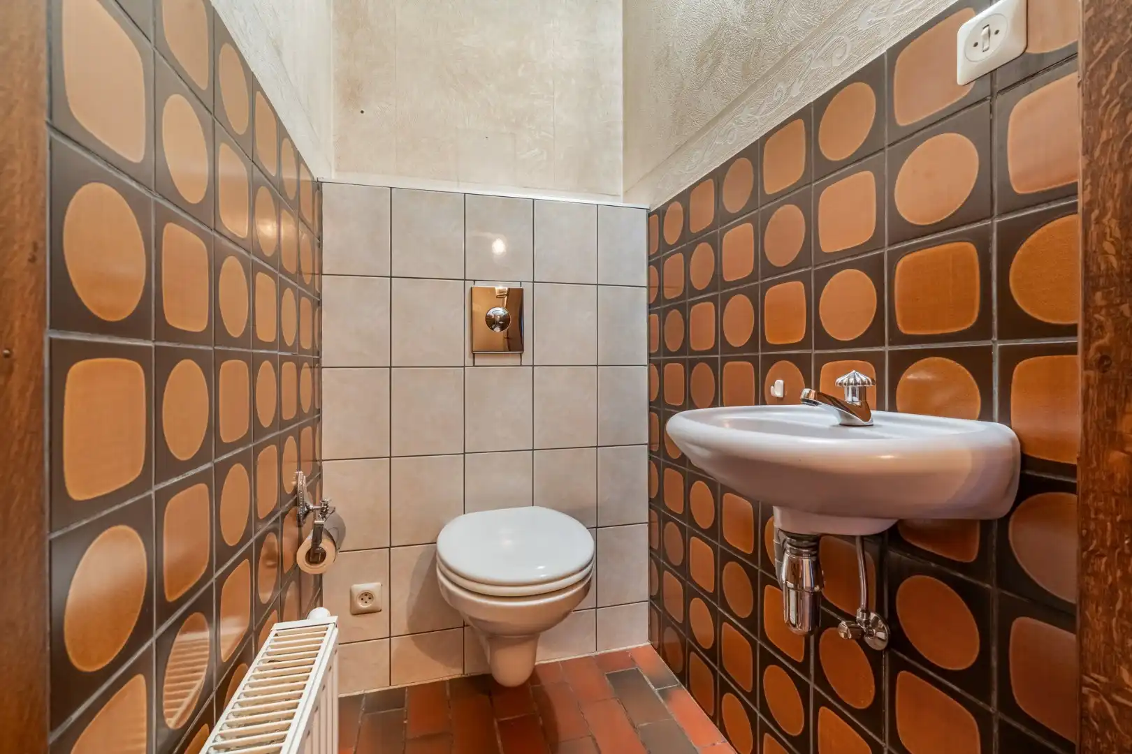 Halfvrijstaande woning op een perceel van 7a31ca, met aparte bureelruimte en inpandige garage! foto 14