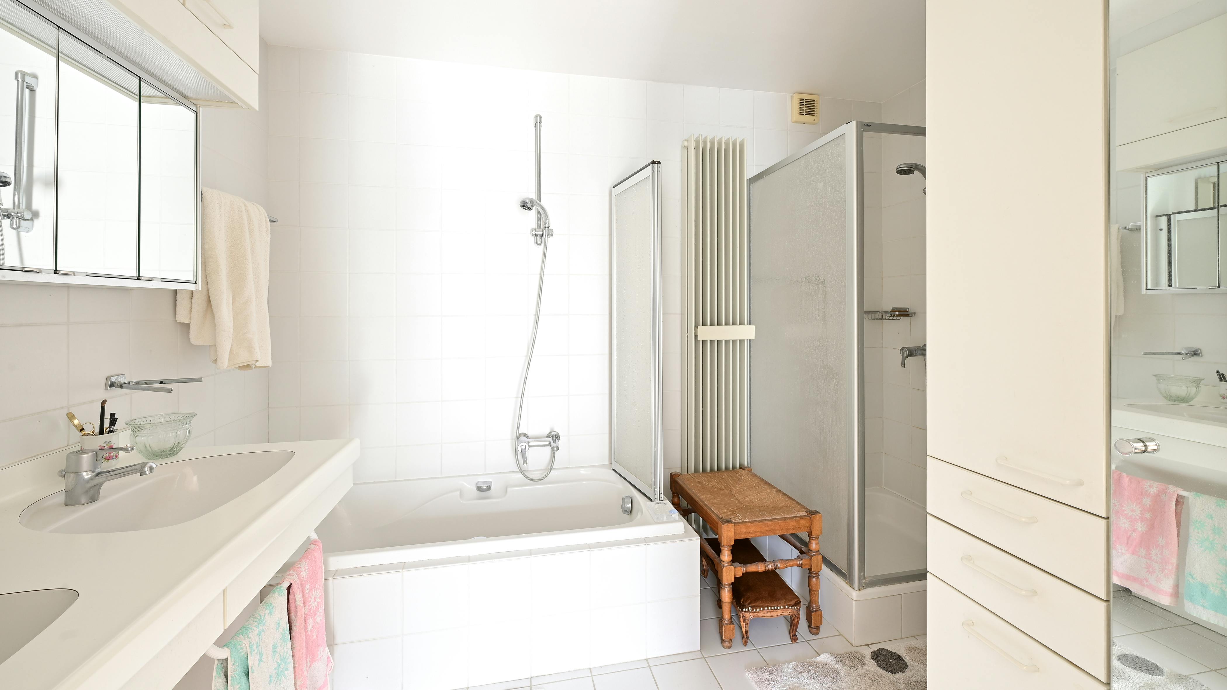 Zeer ruim appartement te koop in het centrum van Knokke foto 8