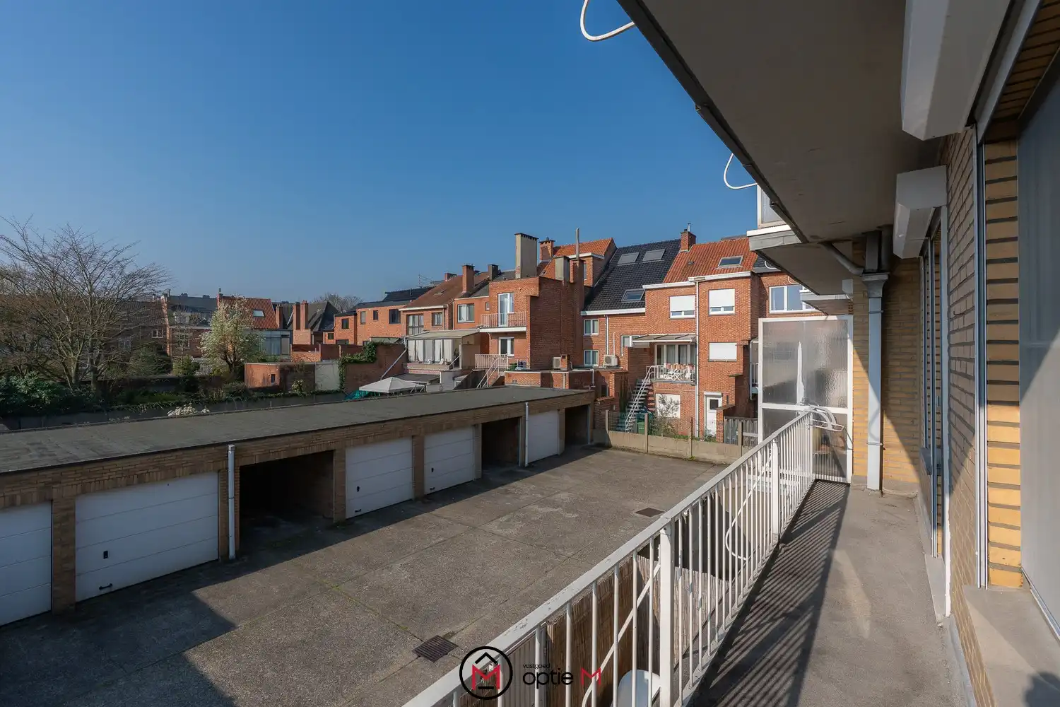 Instapklaar appartement met 2 slaapkamers en garage op toplocatie in Hasselt foto 19