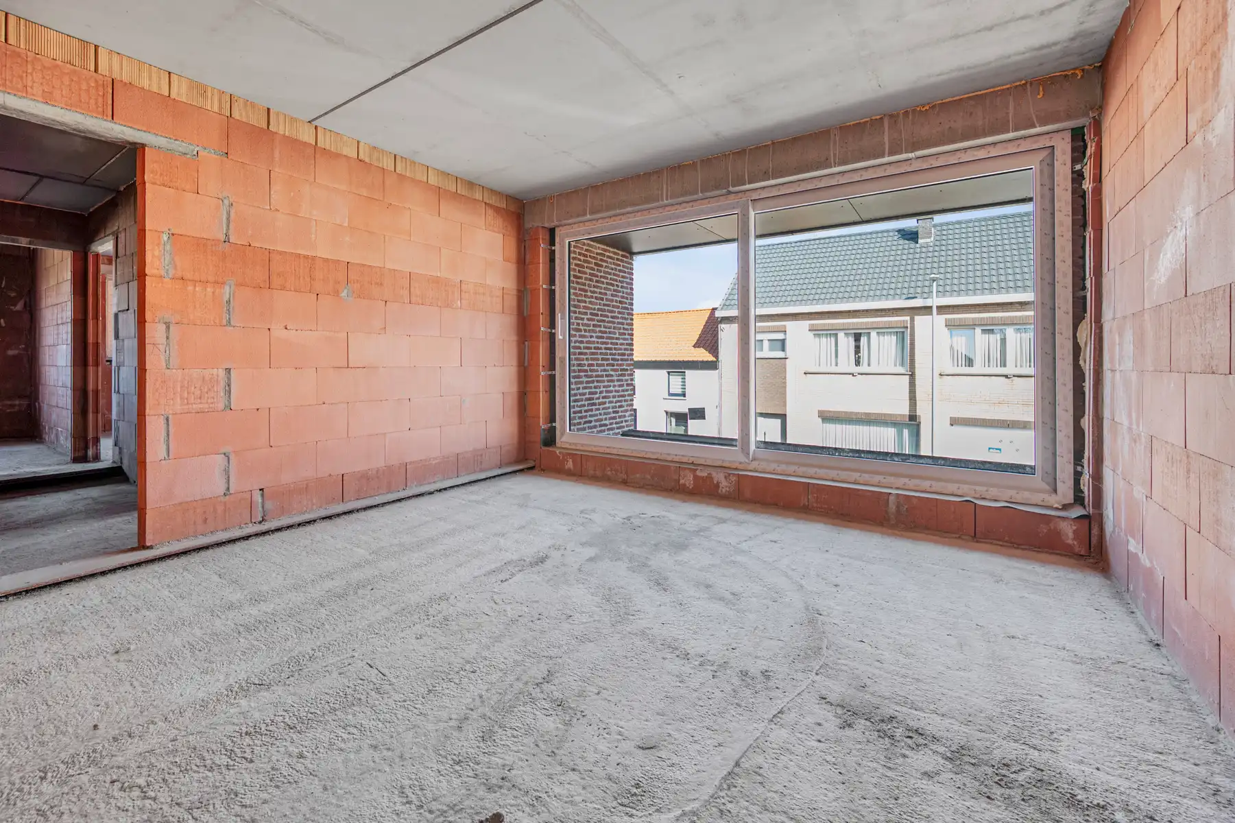 Ruime nieuwbouwwoning foto 16