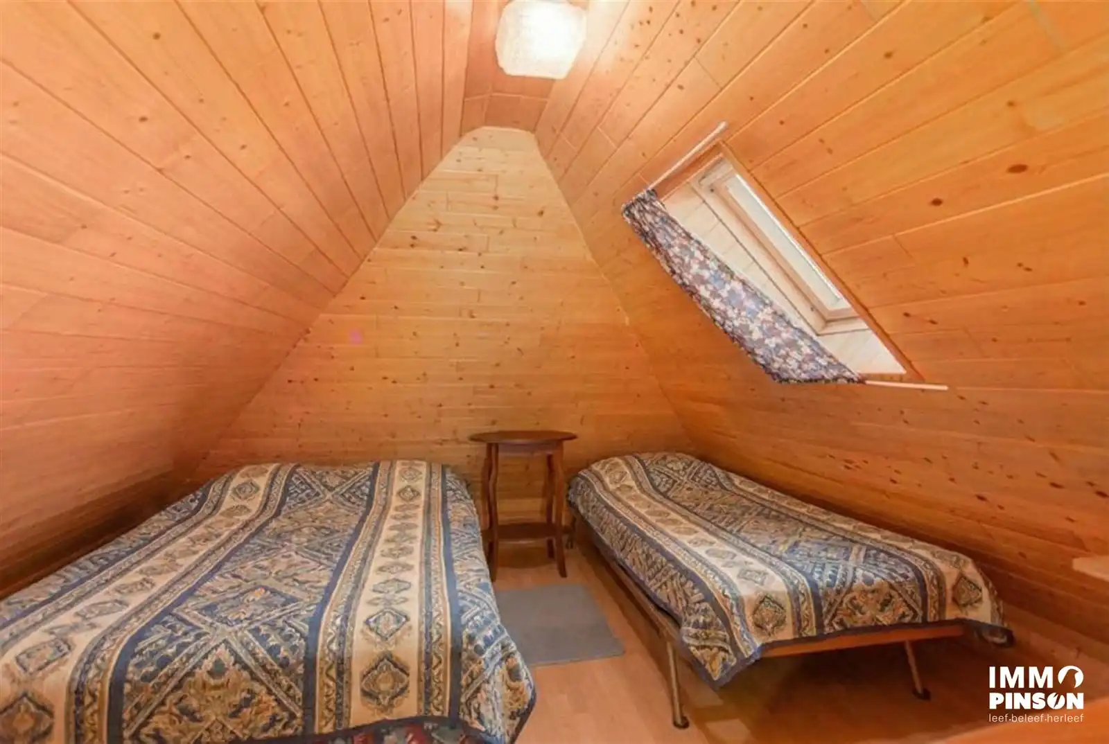 Ruim duplex appartement met berging en garage foto 11