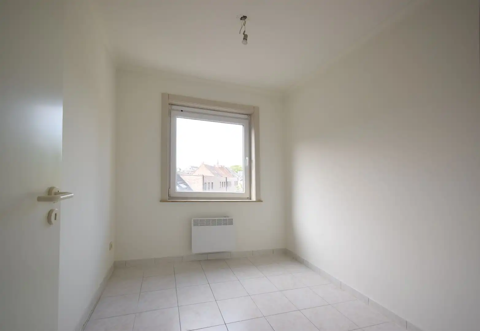 Ruim 3- slaapkamer-appartement te Rumbeke foto 11